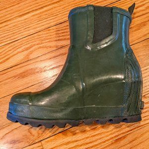 Sorel rain wedge, women's 7.5 US, hunter green